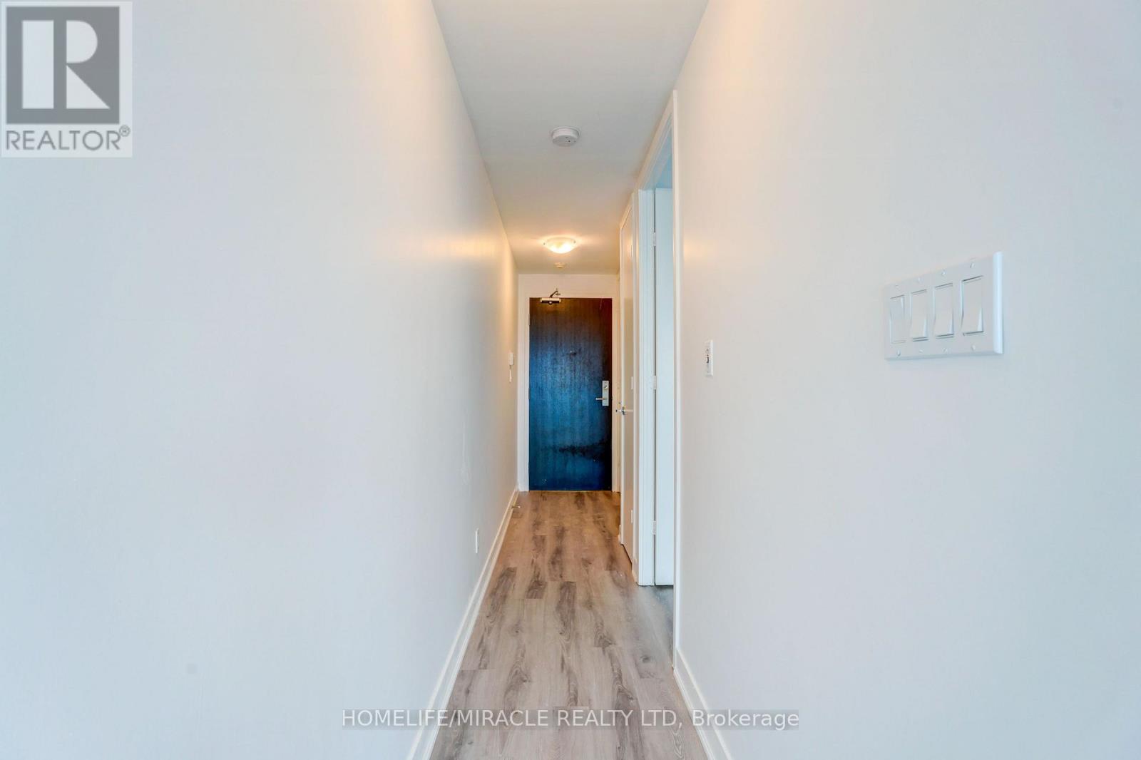 Property at 2222 - 165 LEGION ROAD N image 5