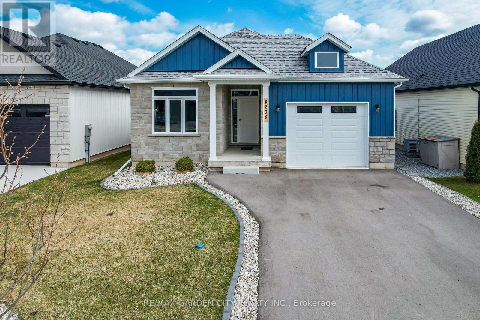 4238 Village Creek Drive, Fort Erie, Ontario  L0S 1S0 - Photo 37 - X12084955