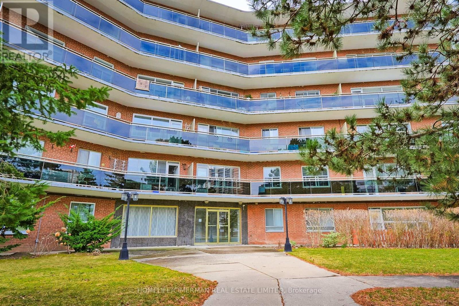 Property at 309 - 346 THE WEST MALL image 2