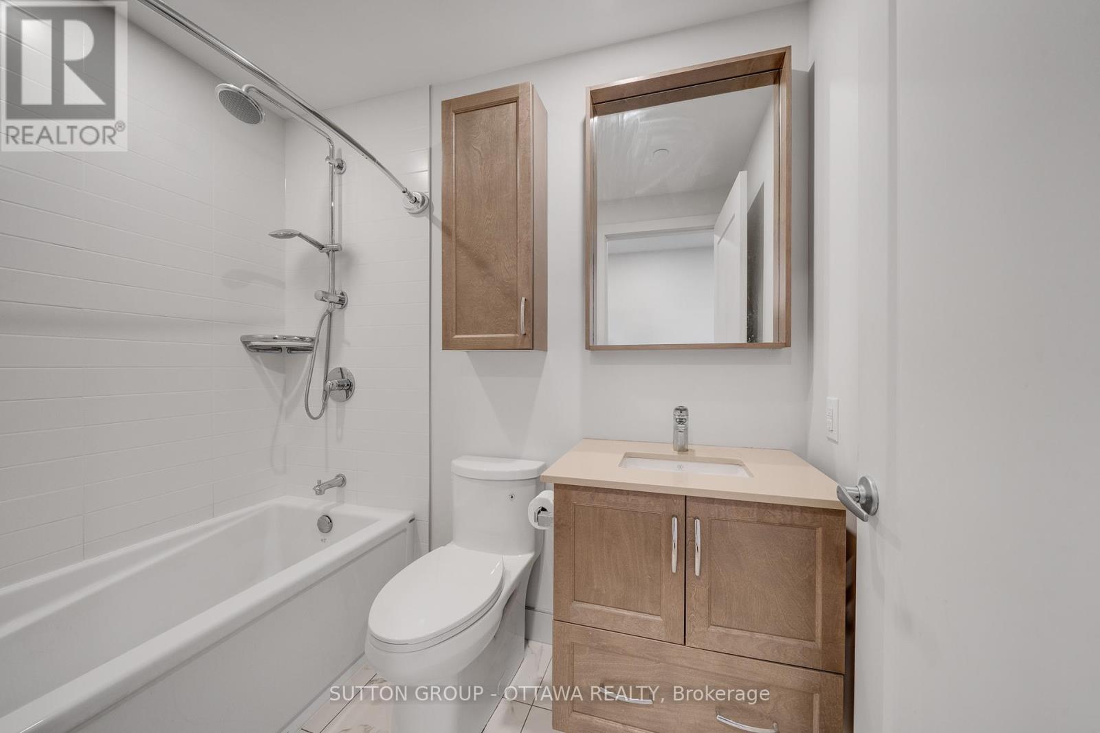 201 - 11 Avenue Des Oblats Avenue, Ottawa, Ontario  K1S 5V8 - Photo 6 - X12085032