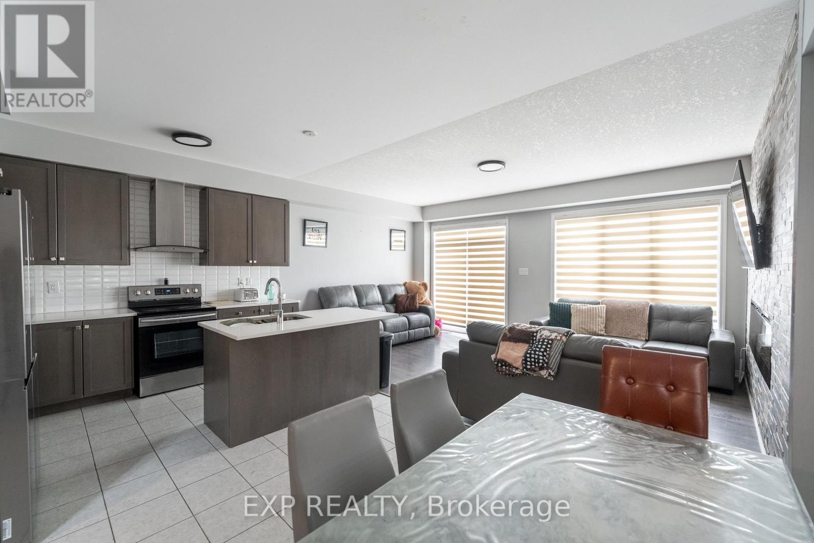 7741 Shadbush Lane, Niagara Falls, Ontario  L2H 2Y6 - Photo 17 - X12082931
