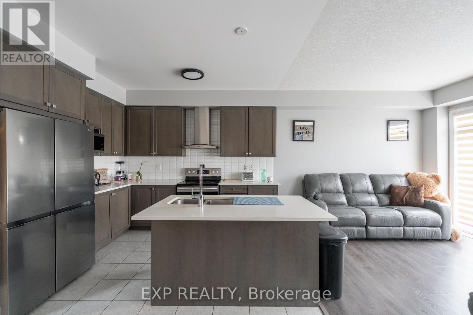 7741 Shadbush Lane, Niagara Falls, Ontario  L2H 2Y6 - Photo 18 - X12082931