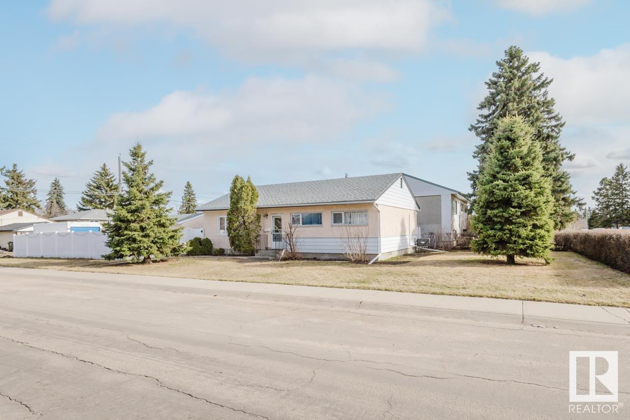 Property at 13207 131A AV NW image 1