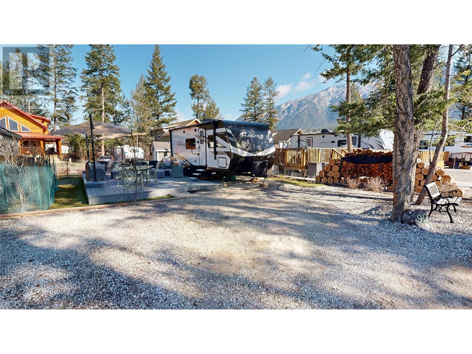 4868 RIVERVIEW Drive Unit# 92, Edgewater, British Columbia