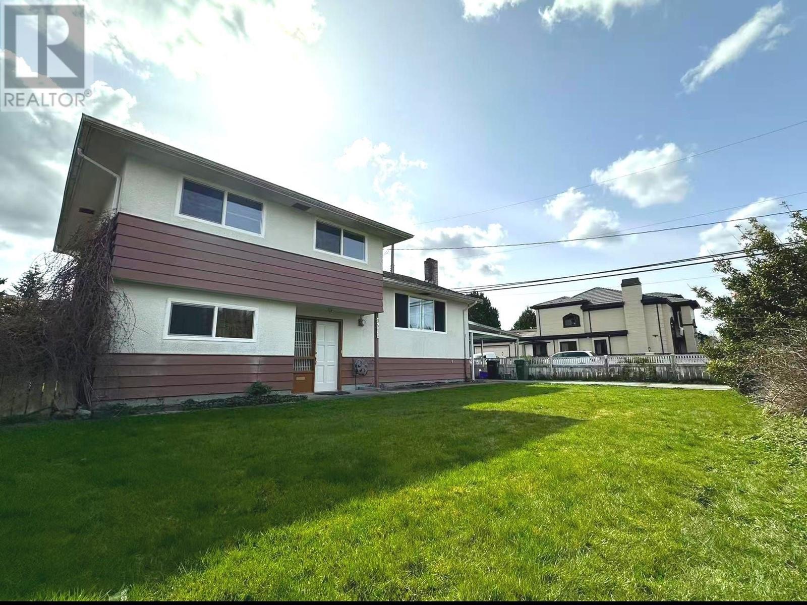 Listing Picture 35 of 36 : 9511 PINEWELL CRESCENT, Richmond / 烈治文 - 魯藝地產 Yvonne Lu Group - MLS Medallion Club Member