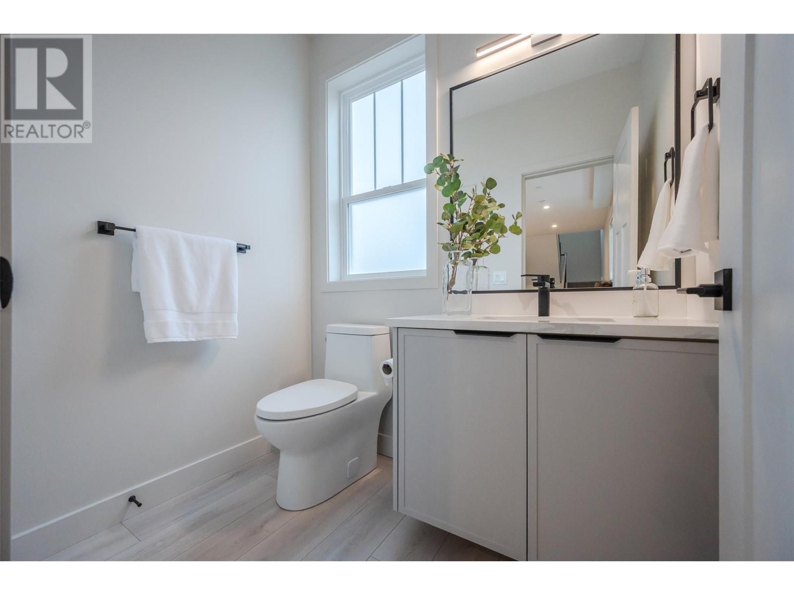 784 Argyle Street Unit# 102, Penticton, British Columbia  V2A 5G7 - Photo 15 - 10343685