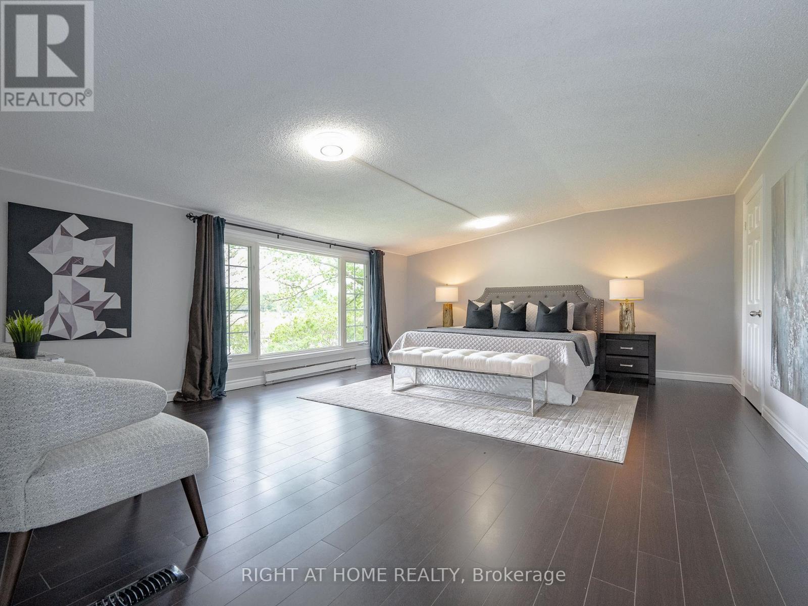 37 Morgans Road, East Gwillimbury, Ontario  L9N 0E7 - Photo 10 - N12085092