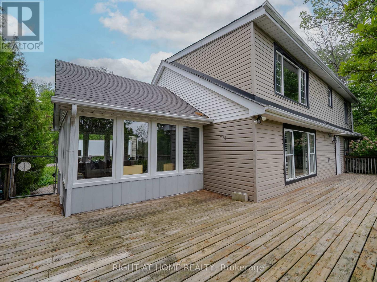 37 Morgans Road, East Gwillimbury, Ontario  L9N 0E7 - Photo 19 - N12085092