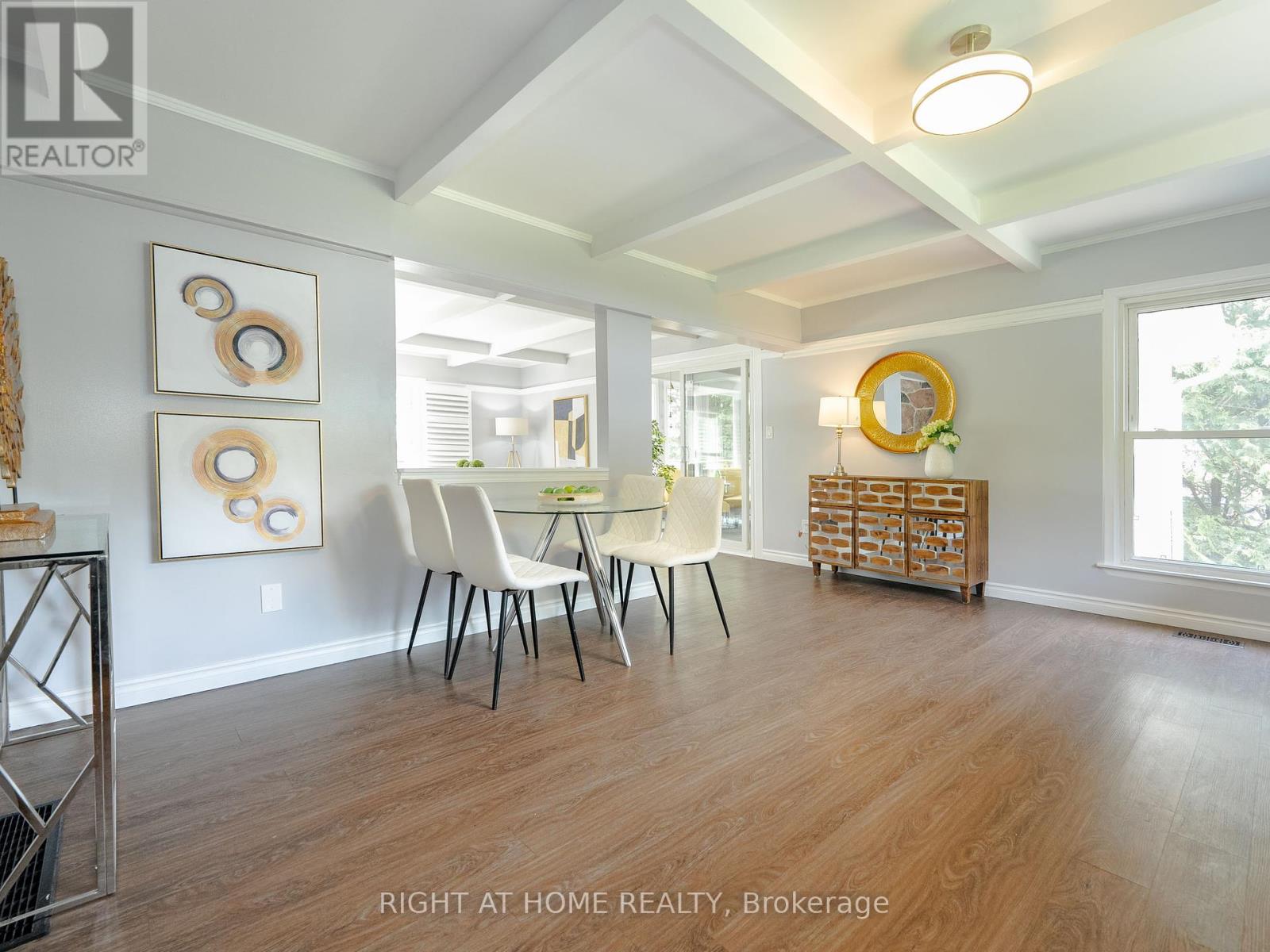 37 Morgans Road, East Gwillimbury, Ontario  L9N 0E7 - Photo 6 - N12085092