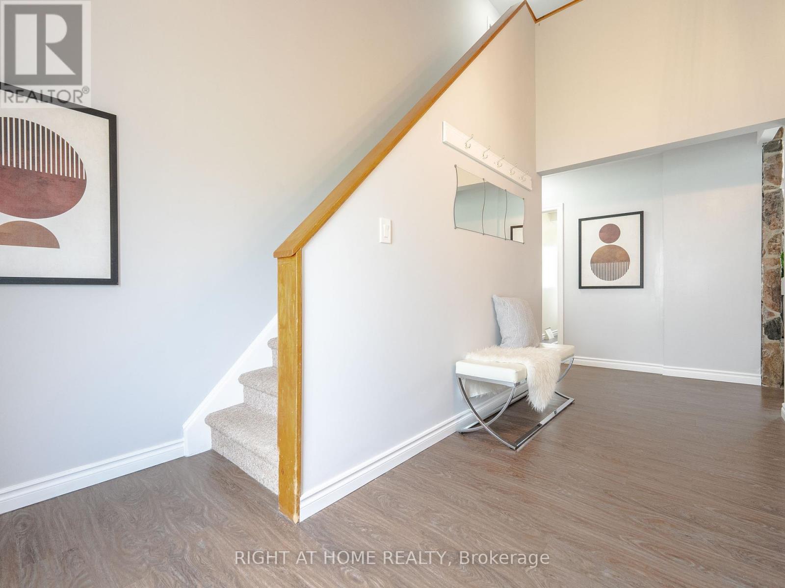 37 Morgans Road, East Gwillimbury, Ontario  L9N 0E7 - Photo 7 - N12085092