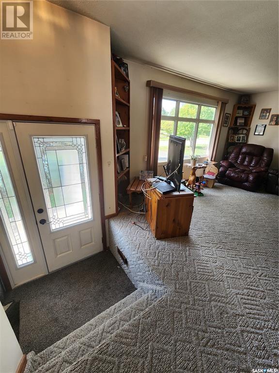 305 9th Avenue, Broadview, Saskatchewan  S0G 0K0 - Photo 13 - SK002854
