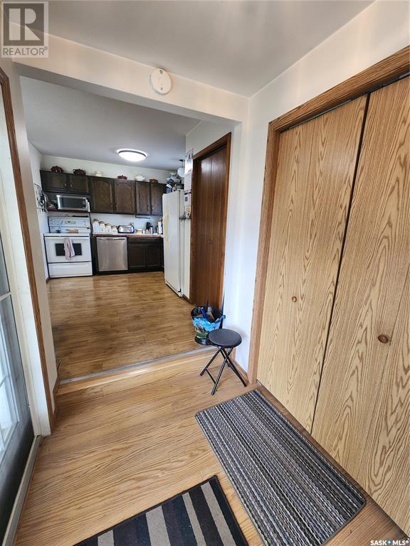 305 9th Avenue, Broadview, Saskatchewan  S0G 0K0 - Photo 30 - SK002854