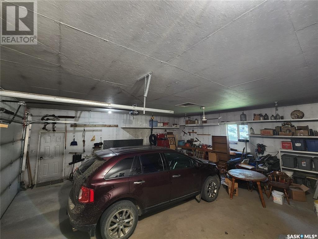 305 9th Avenue, Broadview, Saskatchewan  S0G 0K0 - Photo 37 - SK002854