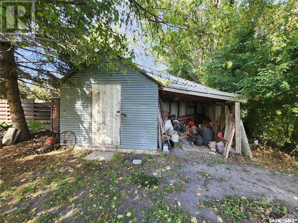 305 9th Avenue, Broadview, Saskatchewan  S0G 0K0 - Photo 7 - SK002854