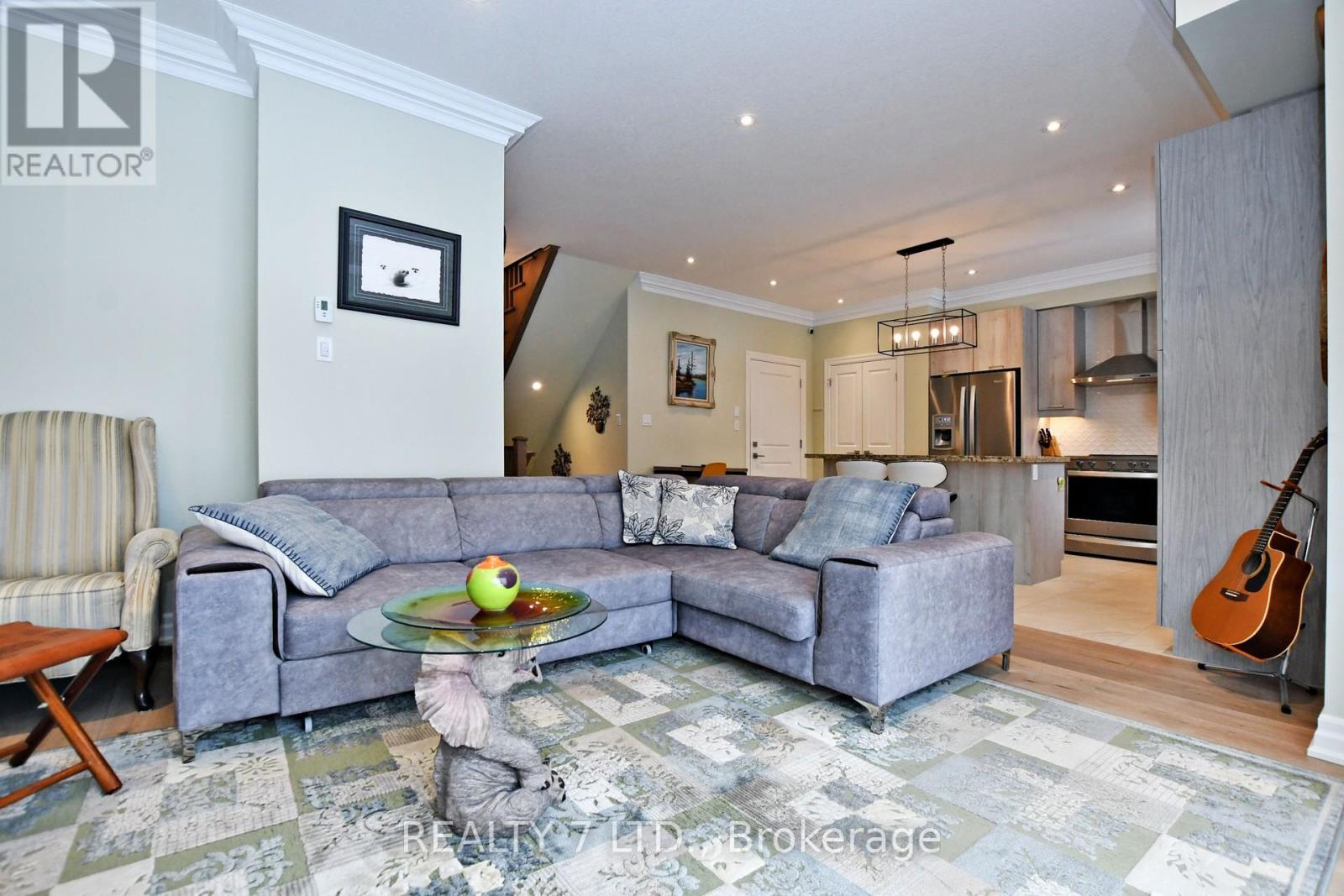 53 Aberdeen Lane S, Niagara-On-The-Lake, Ontario  L0S 1J0 - Photo 12 - X12085083