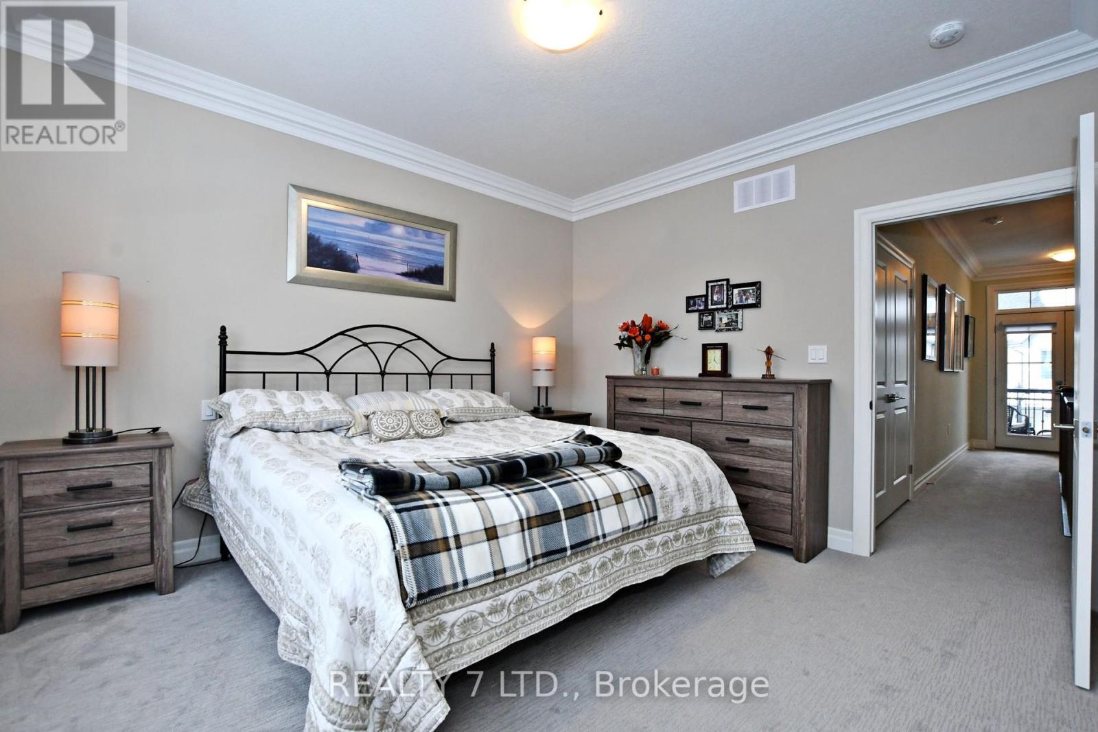 53 Aberdeen Lane S, Niagara-On-The-Lake, Ontario  L0S 1J0 - Photo 18 - X12085083