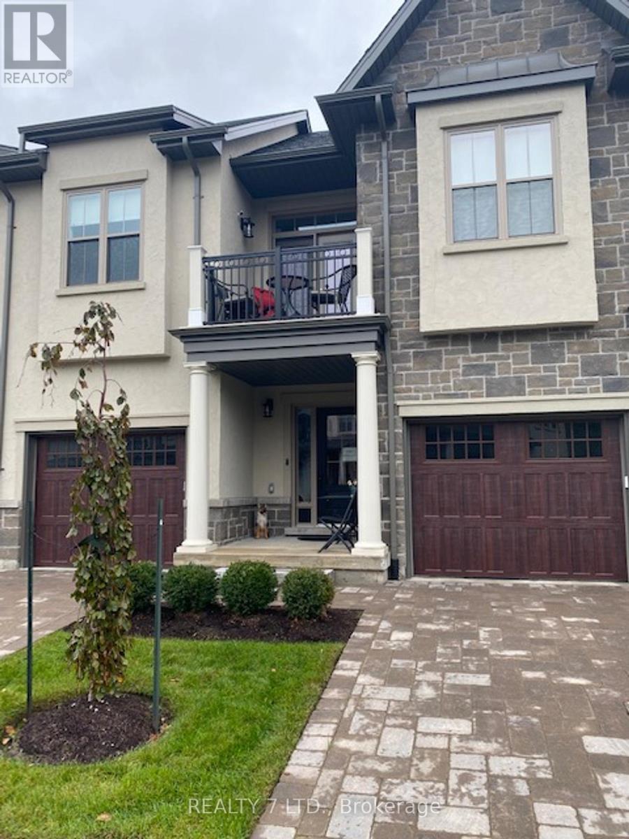 53 Aberdeen Lane S, Niagara-On-The-Lake, Ontario  L0S 1J0 - Photo 2 - X12085083