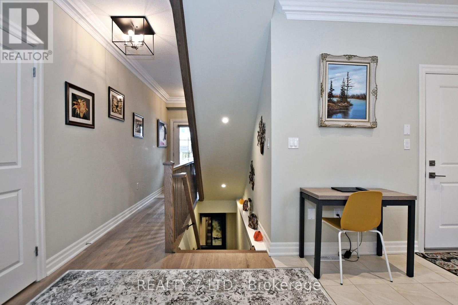 53 Aberdeen Lane S, Niagara-On-The-Lake, Ontario  L0S 1J0 - Photo 6 - X12085083