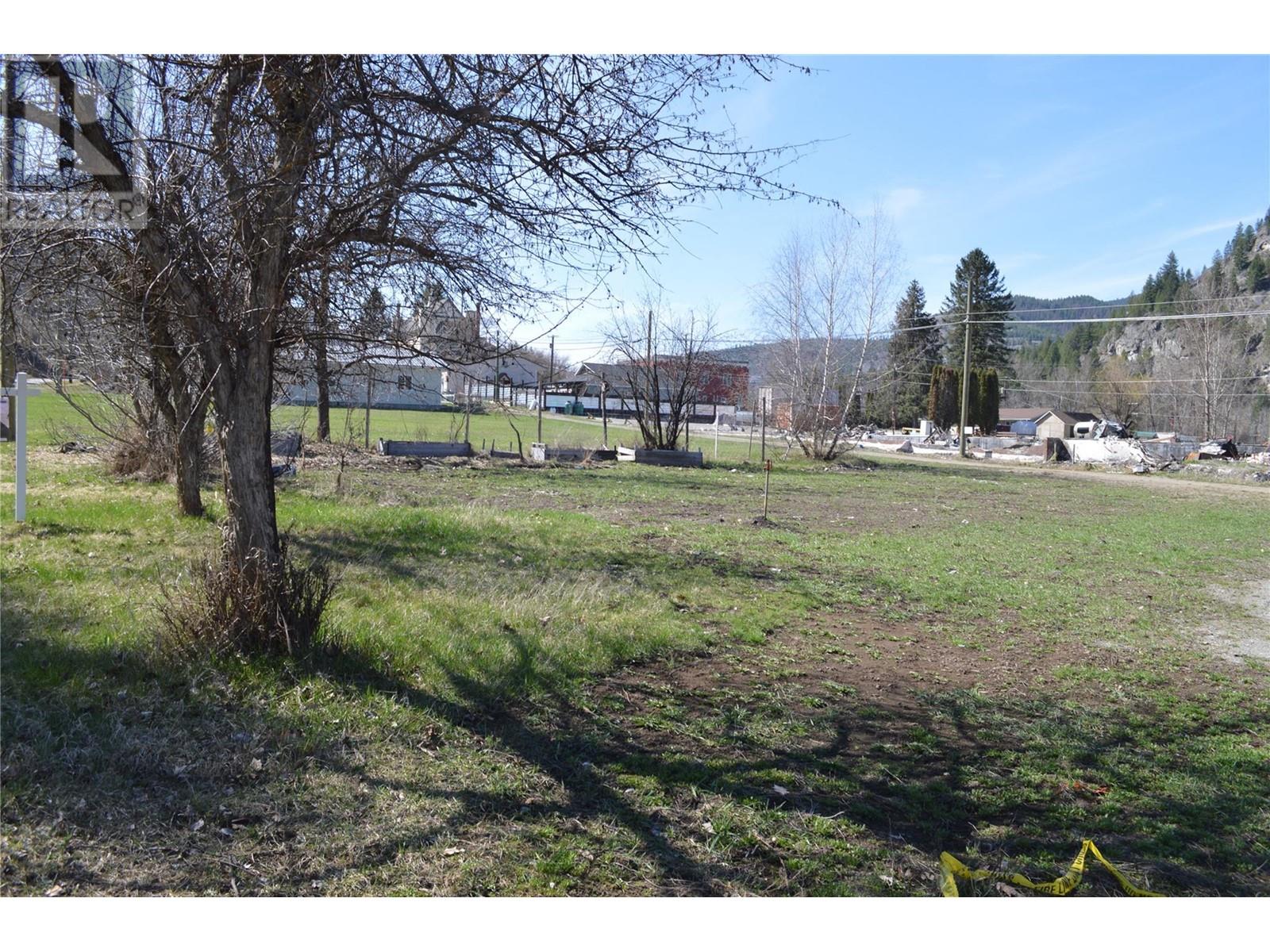 145 Kimberley Avenue S, Greenwood, British Columbia  V0H 1J0 - Photo 1 - 10332143