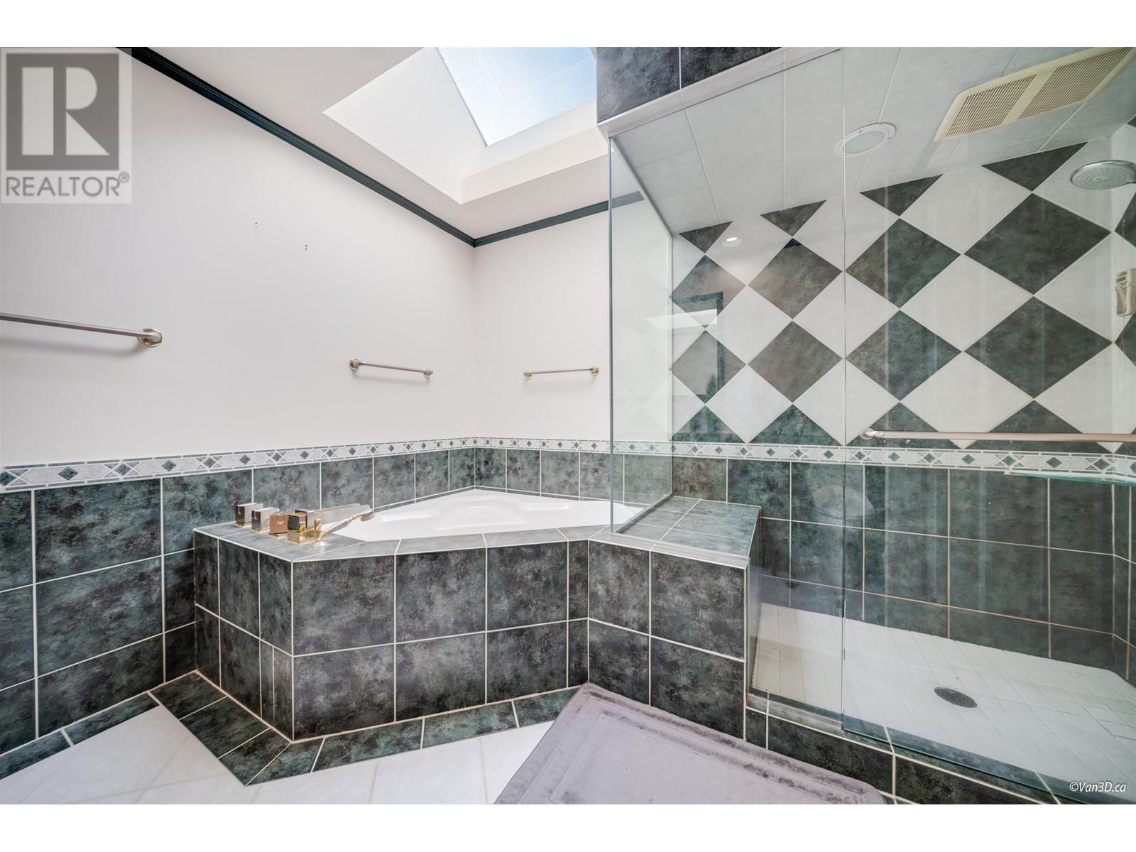 9111 MASKALL DRIVE, Richmond real estate listing R2960226 for sale