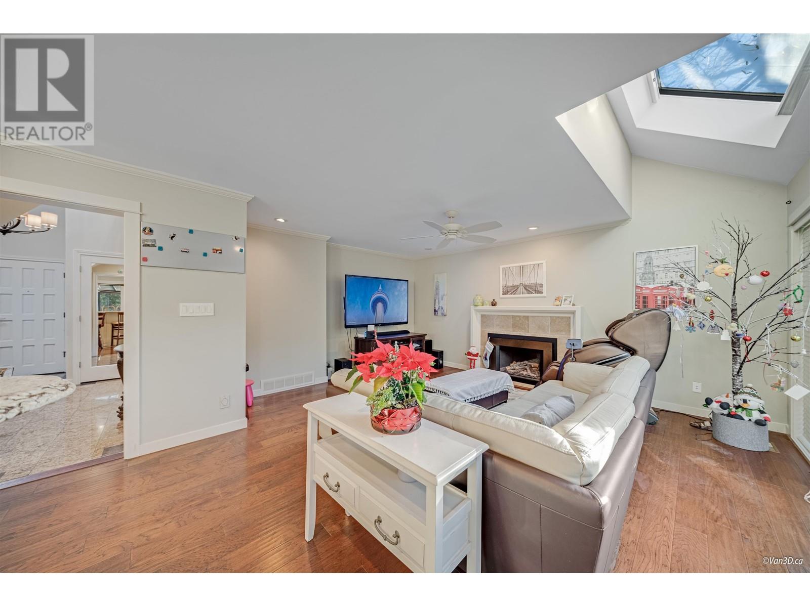 9111 MASKALL DRIVE, Richmond real estate listing R2960226 for sale