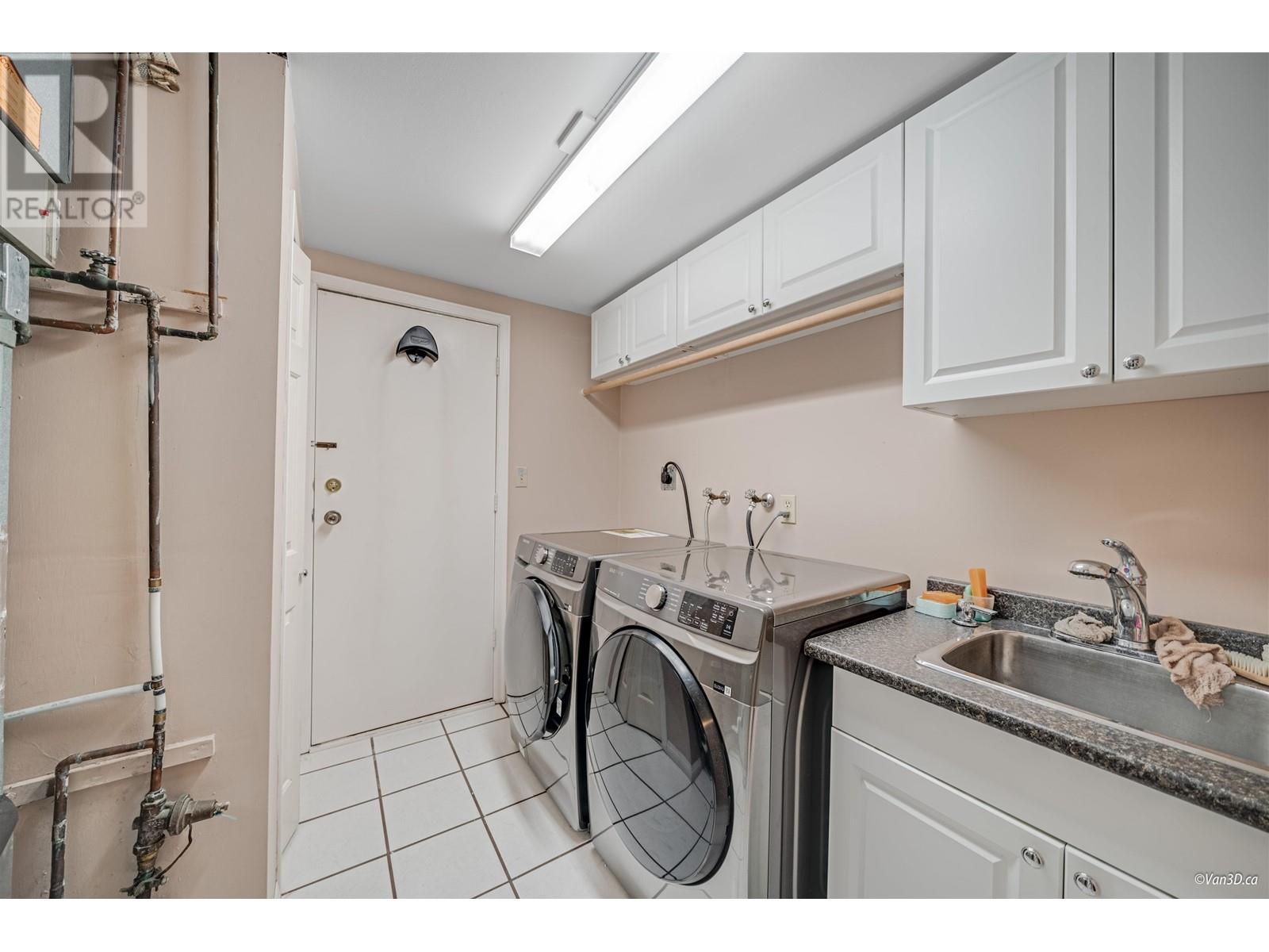 9111 MASKALL DRIVE, Richmond real estate listing R2960226 for sale