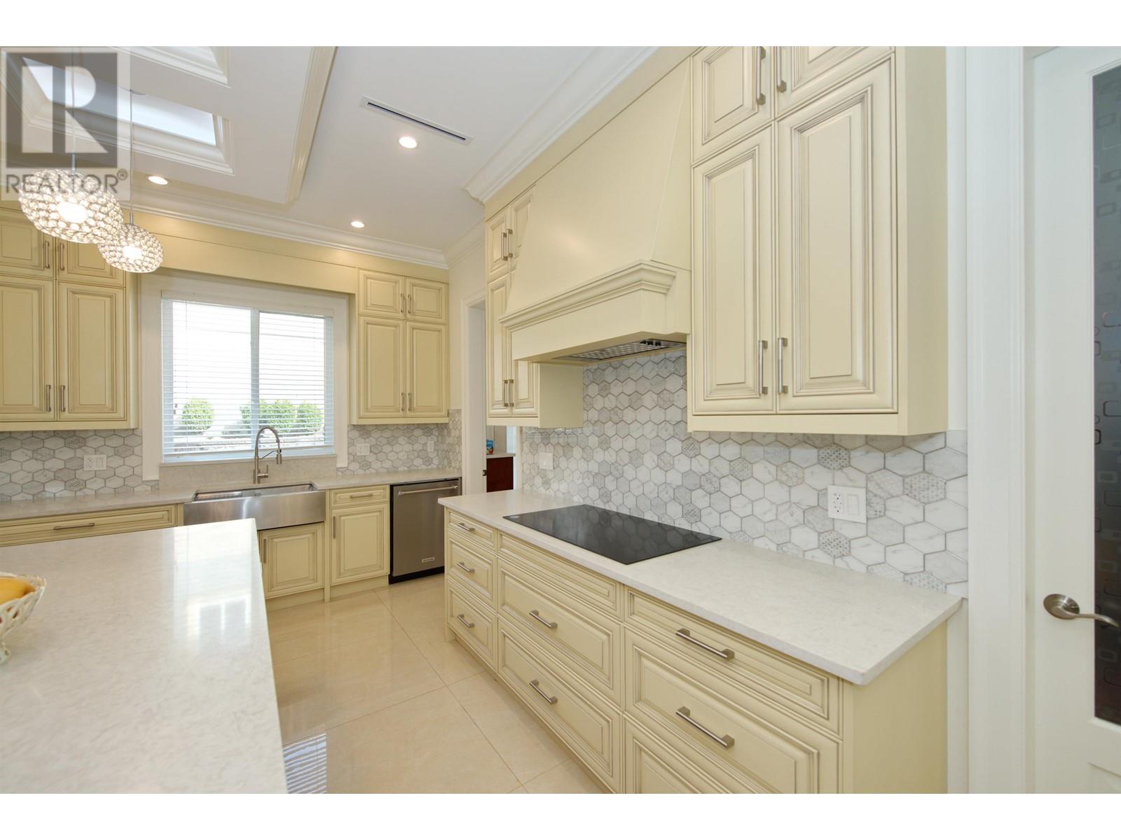 5399 Carson Street, Burnaby, British Columbia  V5J 2Z3 - Photo 21 - R2990430