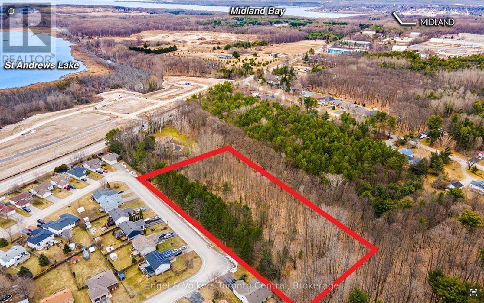 1056 Fuller Avenue, Penetanguishene, Ontario  L9M 1G7 - Photo 4 - S12085106