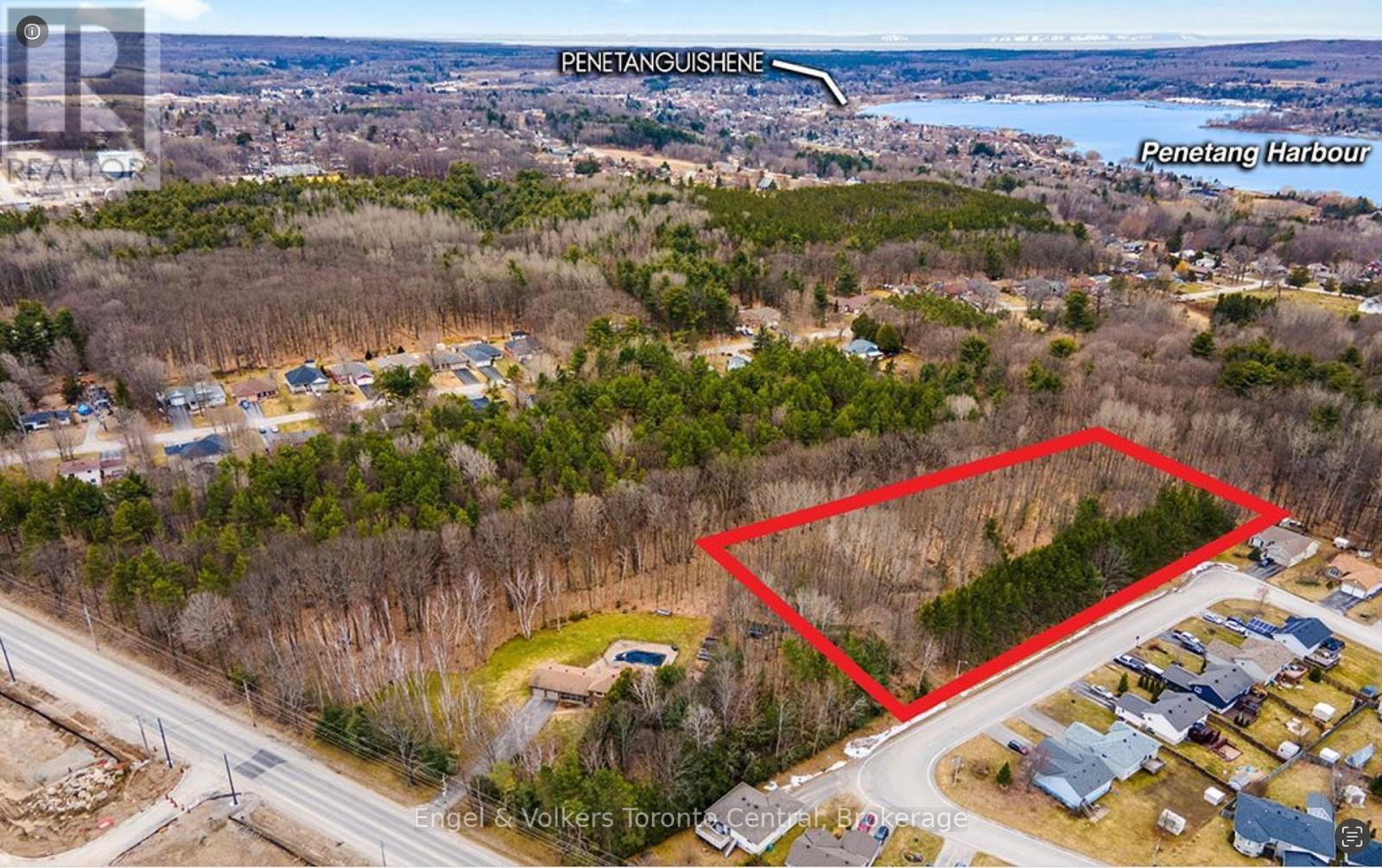 1056 Fuller Avenue, Penetanguishene, Ontario  L9M 1G7 - Photo 6 - S12085106
