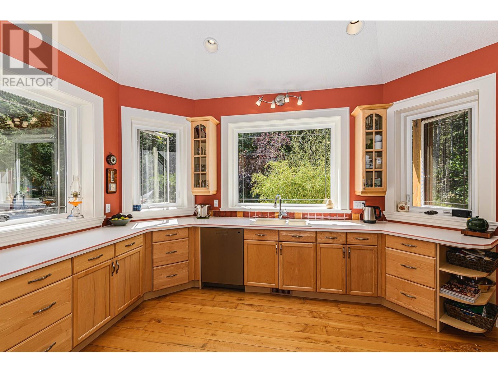 720 Long Harbour Road, Salt Spring Island, British Columbia  V8K 2L6 - Photo 6 - R2990872