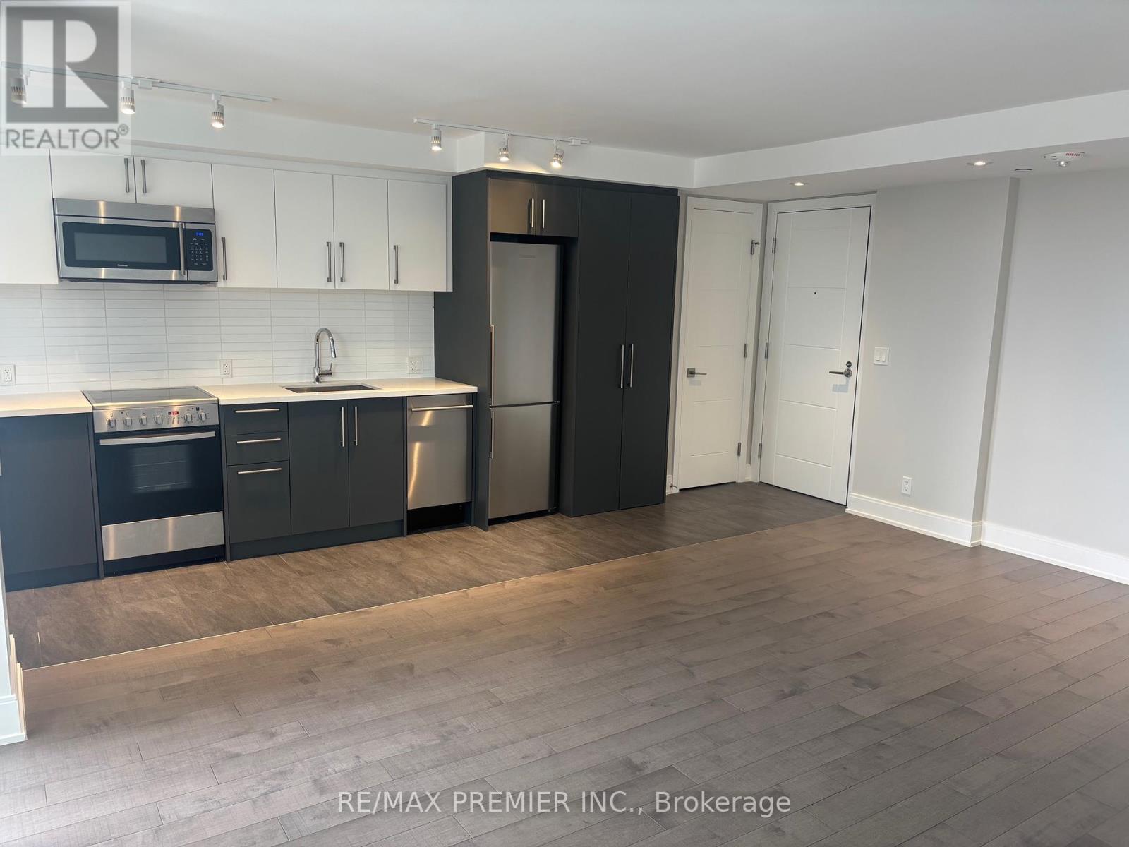408 - 11 Walmer Road, Toronto, Ontario  M5R 2R5 - Photo 14 - C12085121