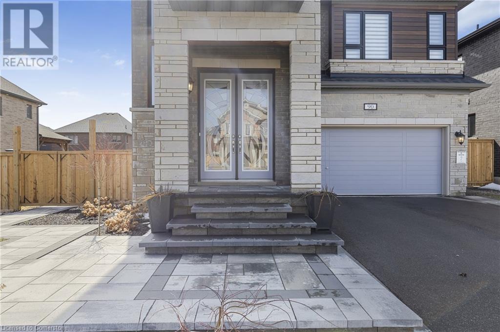 Property at 90 CURRAN Road image 3