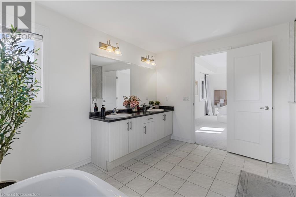 90 Curran Road, Ancaster, Ontario  L9K 0G6 - Photo 31 - 40717389