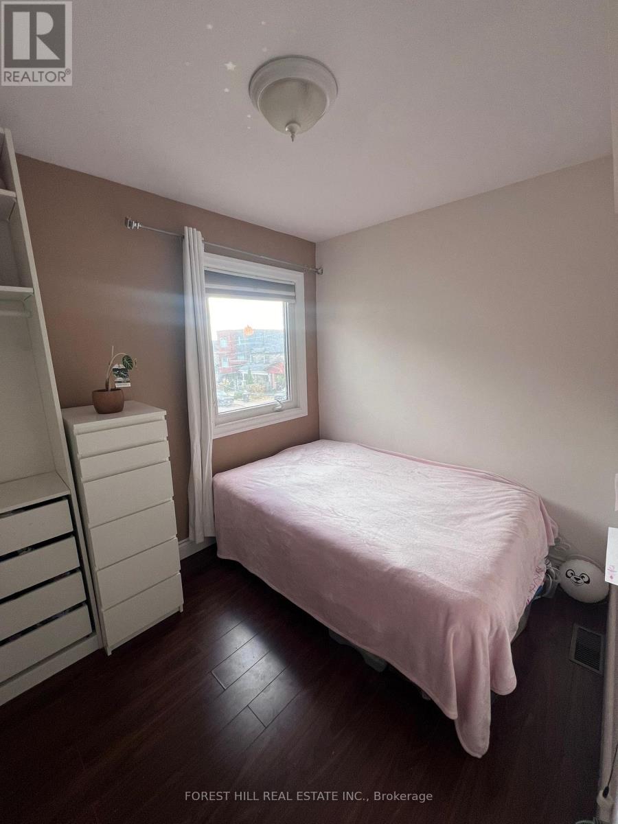 275 Blackthorn Avenue, Toronto, Ontario  M6N 3H7 - Photo 16 - W11957373