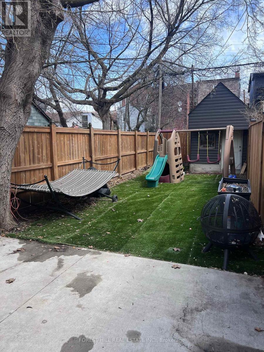 275 Blackthorn Avenue, Toronto, Ontario  M6N 3H7 - Photo 22 - W11957373