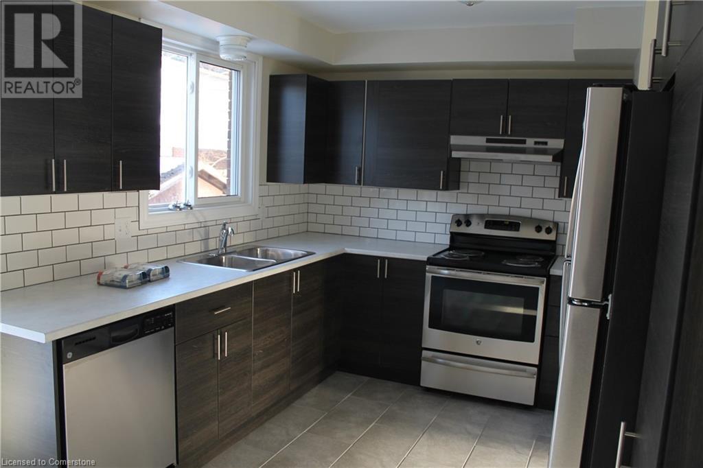Property at 572 GLEN FORREST Boulevard Unit# A image 3
