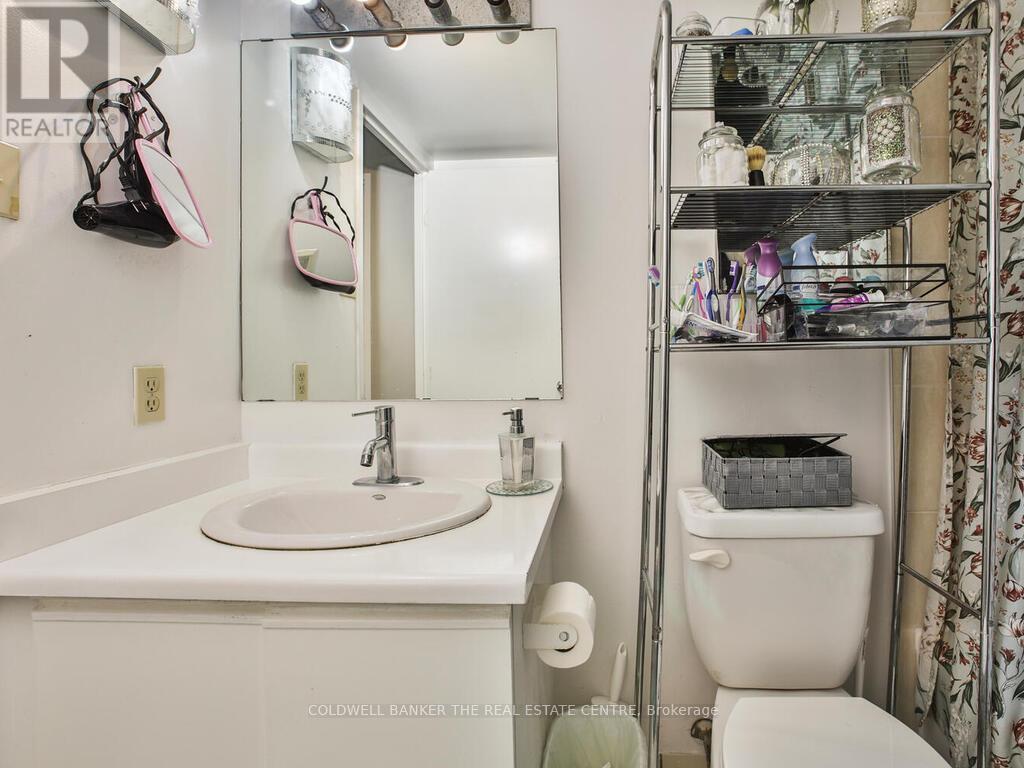 604 - 300 Alton Towers Cir Crescent, Toronto, Ontario  M1V 4X9 - Photo 31 - E12080459