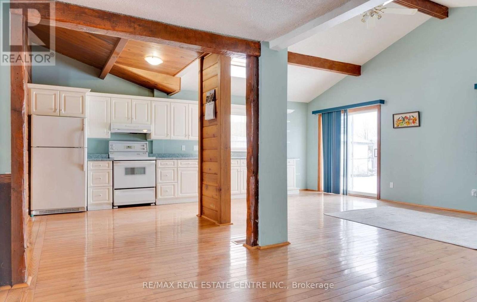 13924 Kennedy Road, Caledon, Ontario  L7C 2H3 - Photo 3 - W12081613