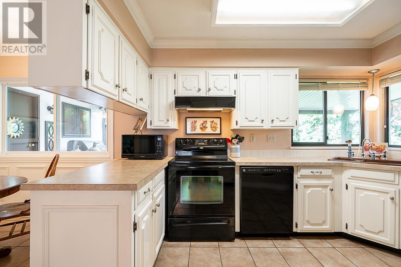 4655 Lancelot Court, Richmond, British Columbia  V7C 4S2 - Photo 9 - R2990721