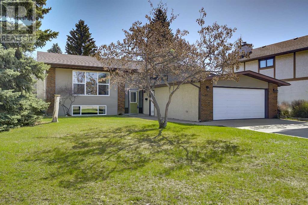 Property at 17 Morris Avenue image 1
