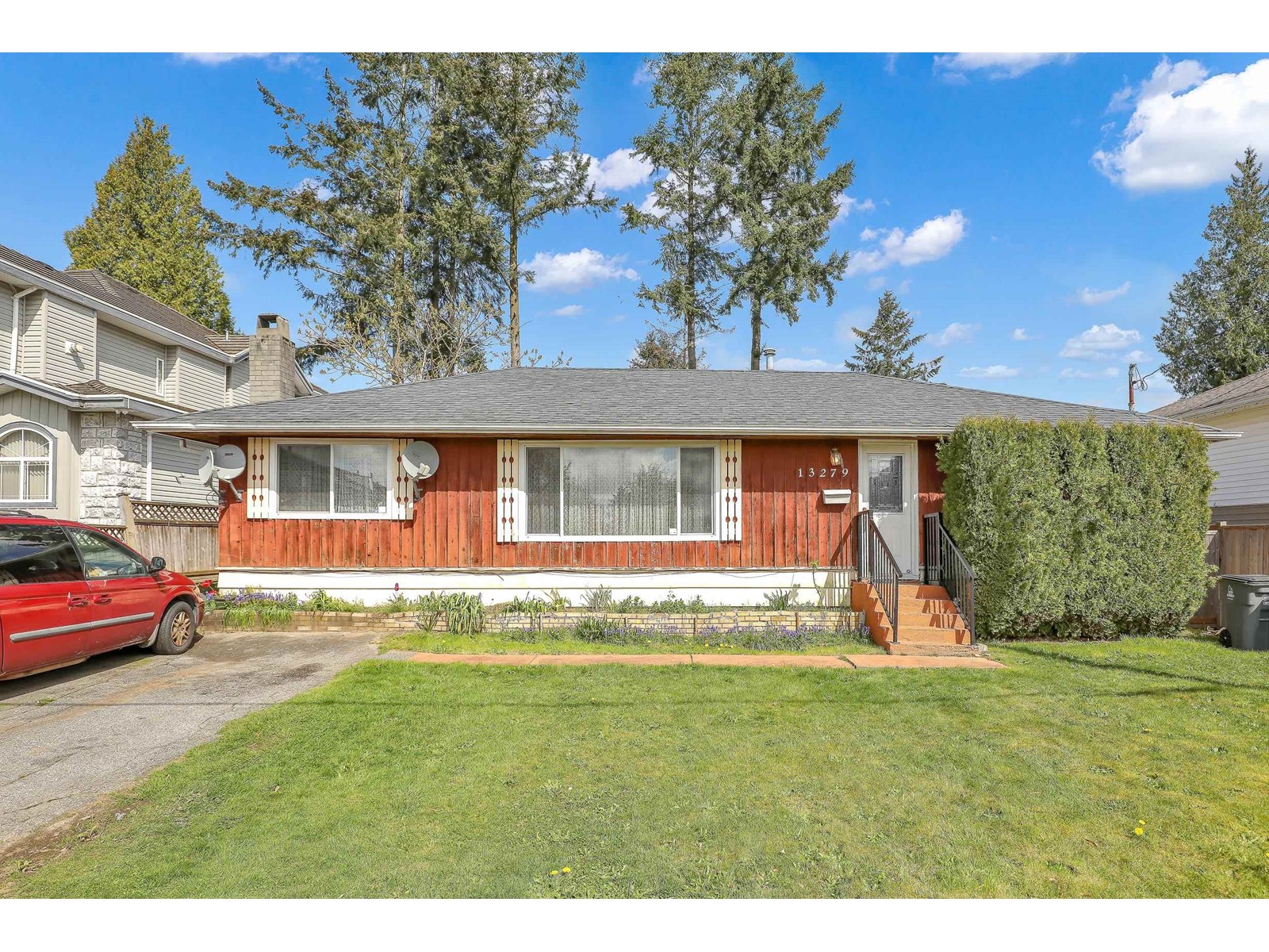 Property at 13279 89 AVENUE image 3