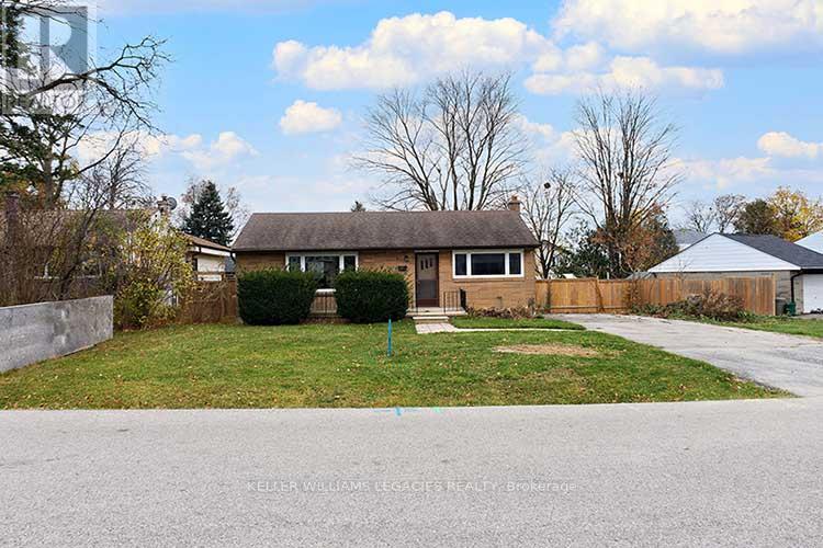 41-A Hurricane Avenue, Vaughan, Ontario  L4L 1V5 - Photo 4 - N12085160