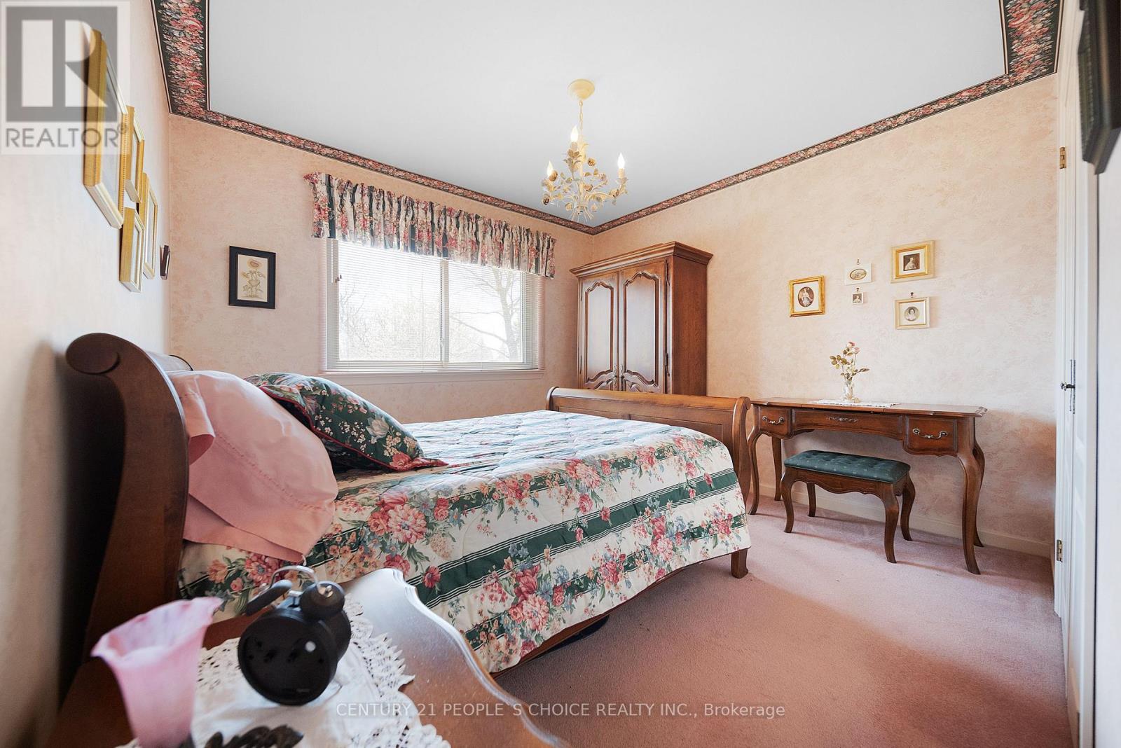 2374 Truscott Drive, Mississauga, Ontario  L5J 2B2 - Photo 16 - W12085186