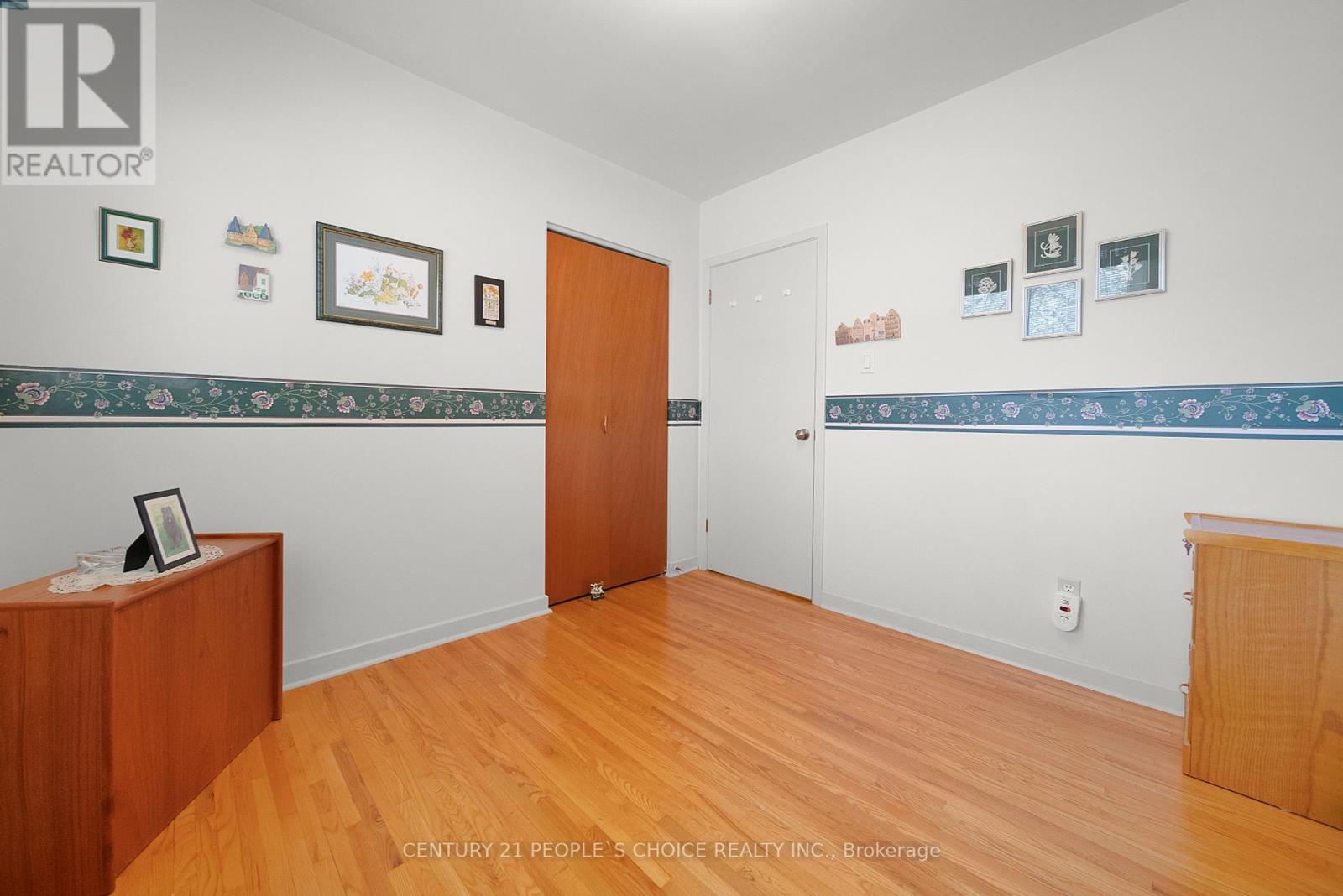 2374 Truscott Drive, Mississauga, Ontario  L5J 2B2 - Photo 22 - W12085186