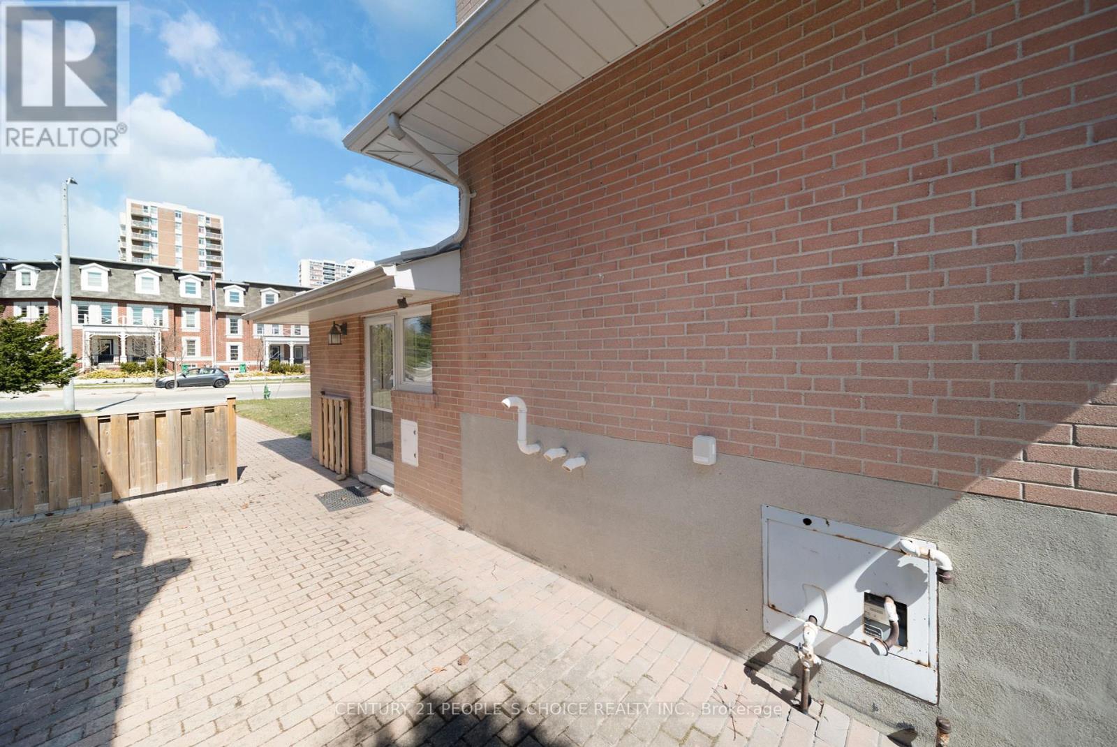 2374 Truscott Drive, Mississauga, Ontario  L5J 2B2 - Photo 25 - W12085186