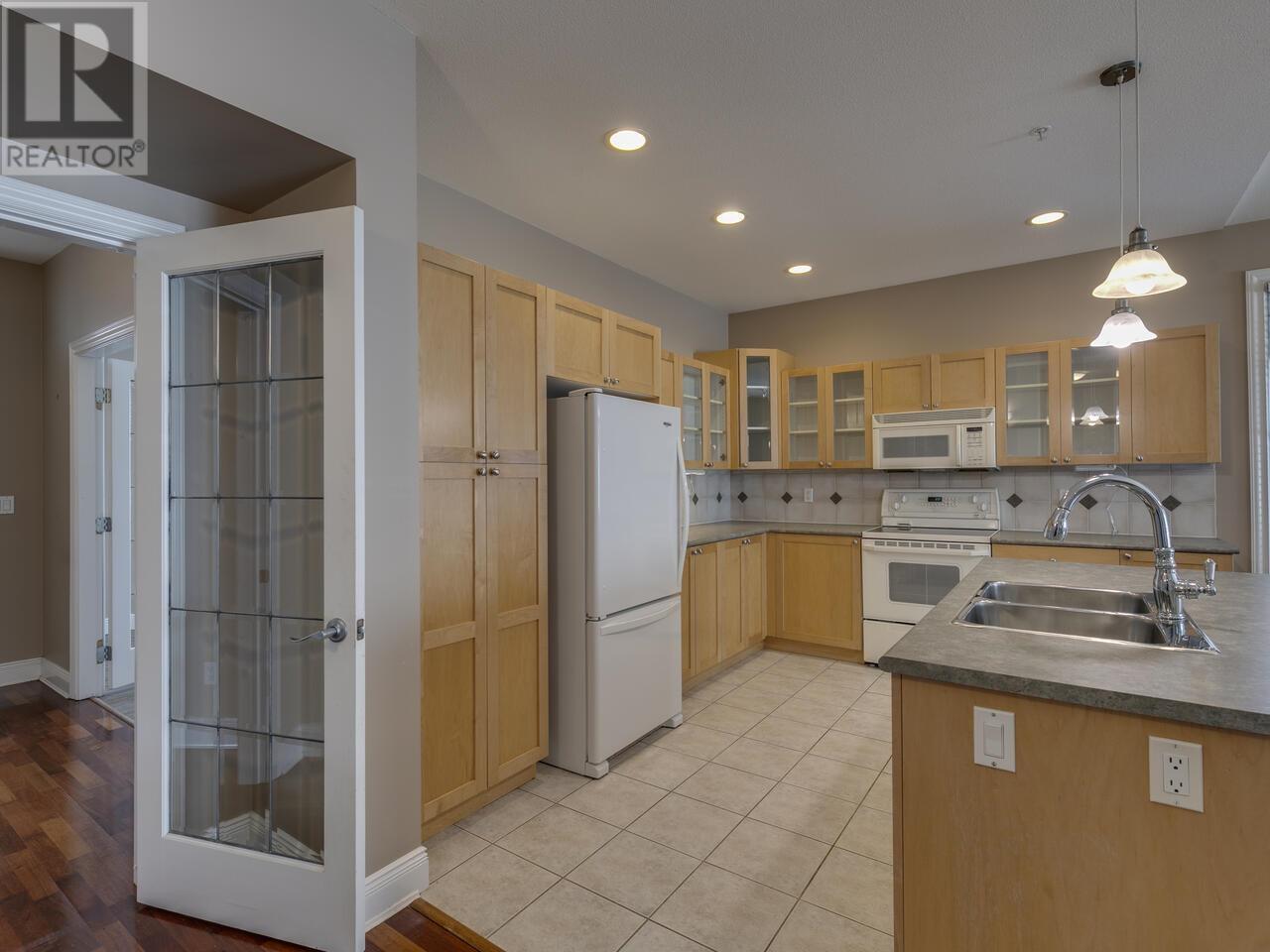147 19639 Meadow Gardens Way, Pitt Meadows, British Columbia  V3Y 2T5 - Photo 19 - R2990860