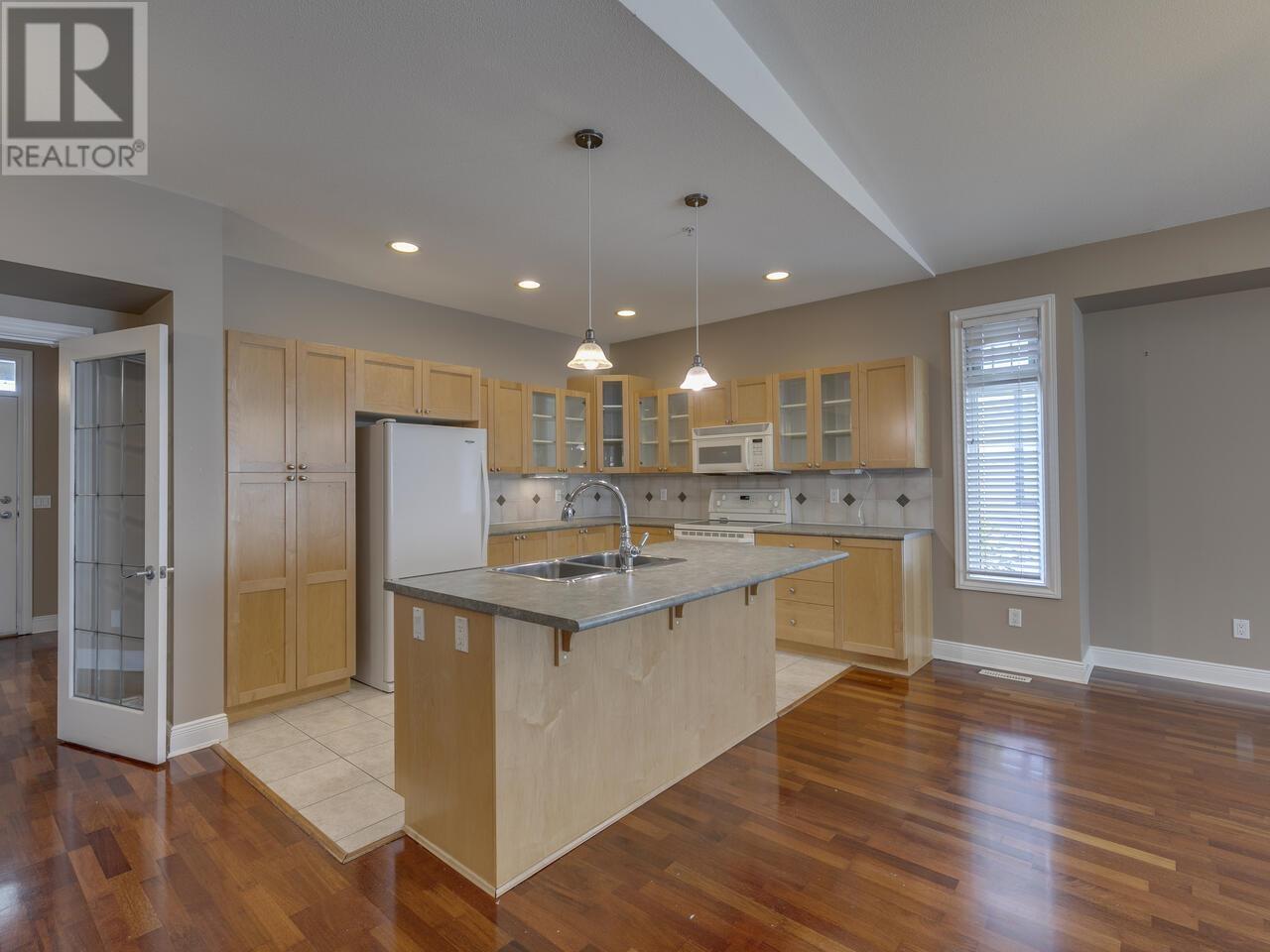 147 19639 Meadow Gardens Way, Pitt Meadows, British Columbia  V3Y 2T5 - Photo 13 - R2990860