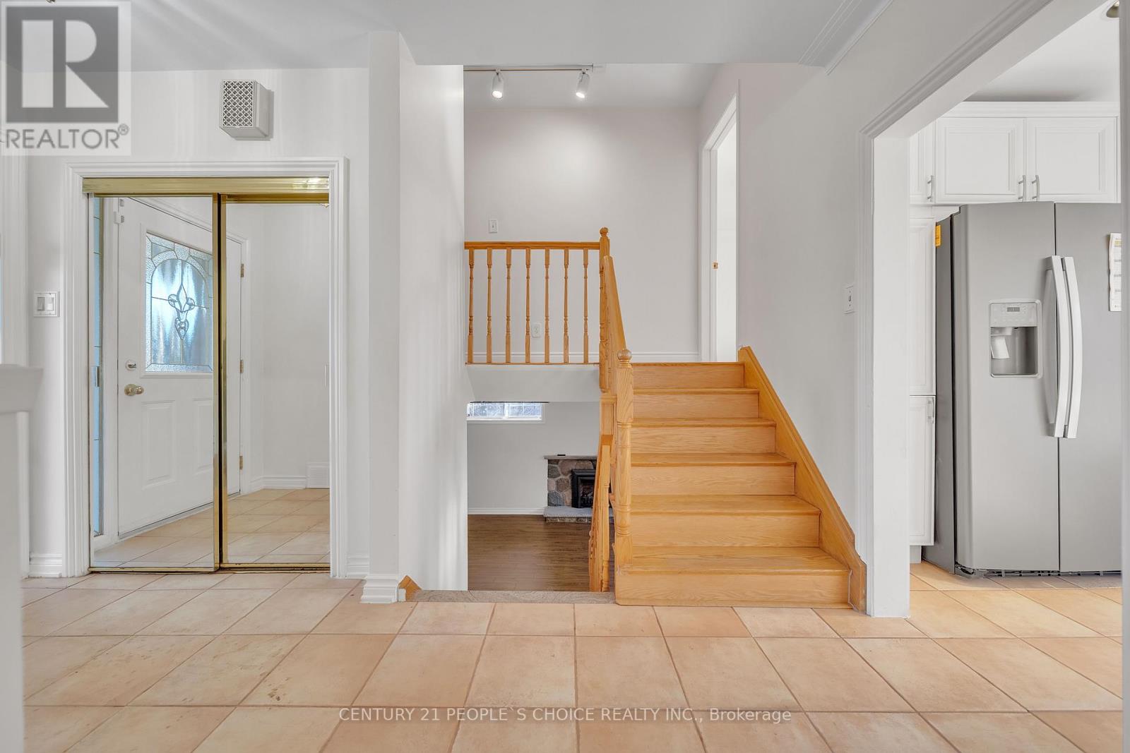 26 Paultiel Drive, Toronto, Ontario  M2M 3P3 - Photo 25 - C12034030
