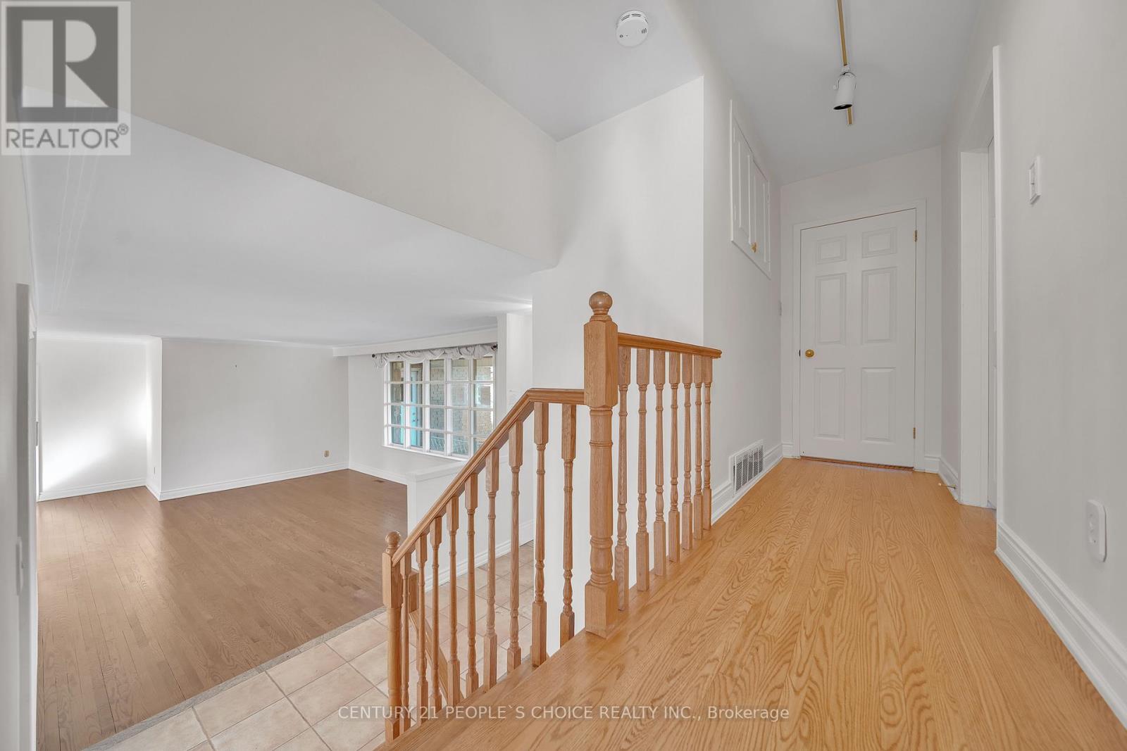 26 Paultiel Drive, Toronto, Ontario  M2M 3P3 - Photo 26 - C12034030