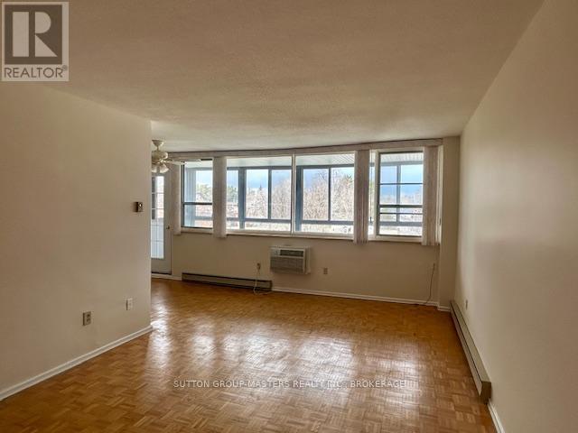 501 - 2 Mowat Avenue, Kingston (Central City West), Ontario  K7M 1K1 - Photo 5 - X12084434